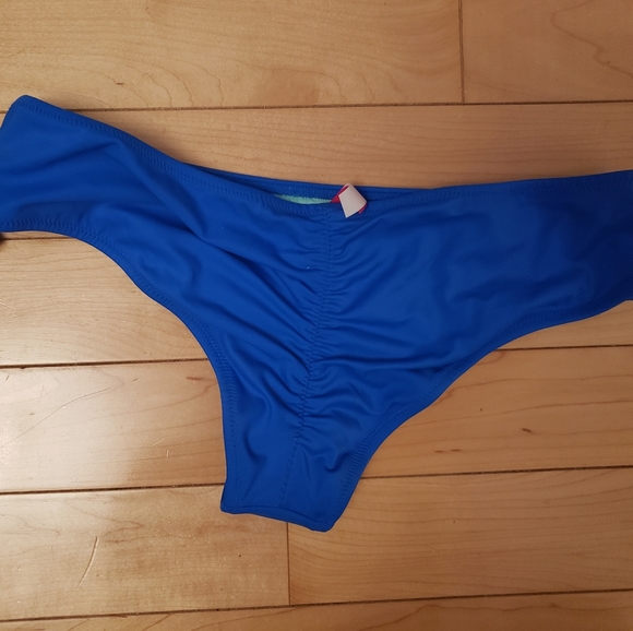 Victoria's Secret Cheeky Bikini Bottoms - Picture 3 of 5